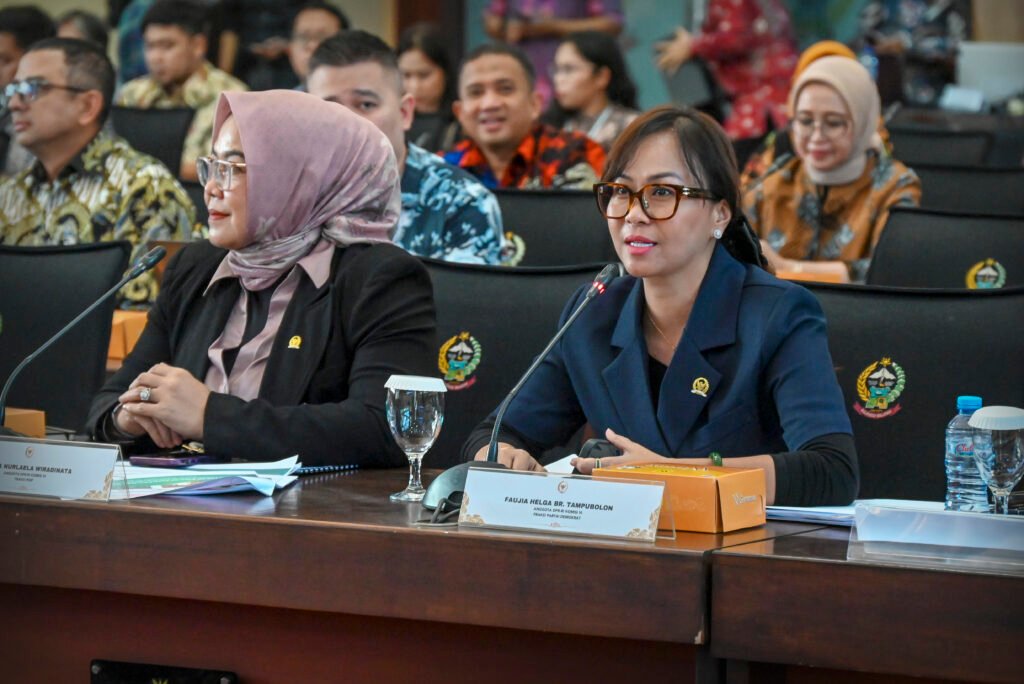 Legislator Tekankan Perbankan Harus Lebih Berpihak kepada Masyarakat: Kalau Bisa Bunganya Kecil!
