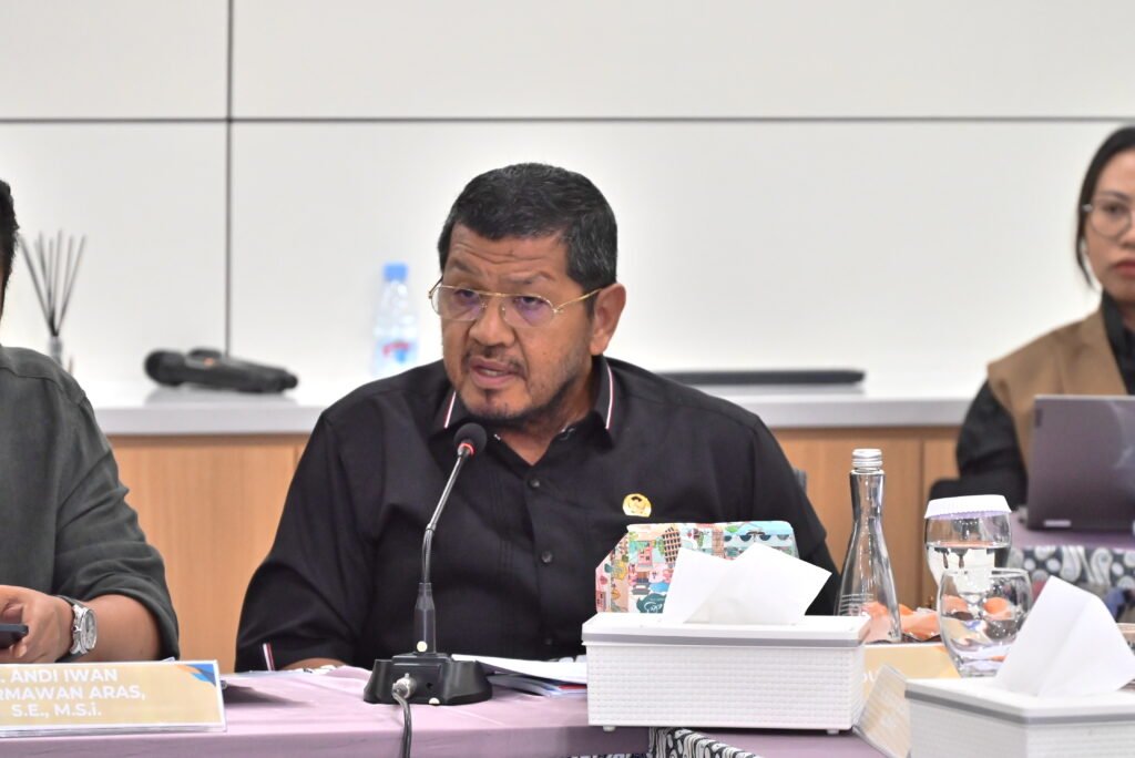 Tarif Tol MBZ Cikampek Melonjak Tidak Adil! Kenaikan Rp7.000 Bebani Kendaraan Logistik, Berdampak pada Harga Kebutuhan Masyarakat