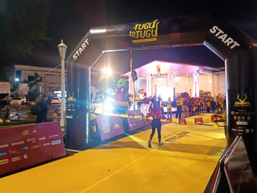 Ultra Marathon 55 KM Tugu to Tugu Guncang Akhir Tahun 2025: Taklukkan Monas Hingga Tugu Kujang Dalam Semalam!