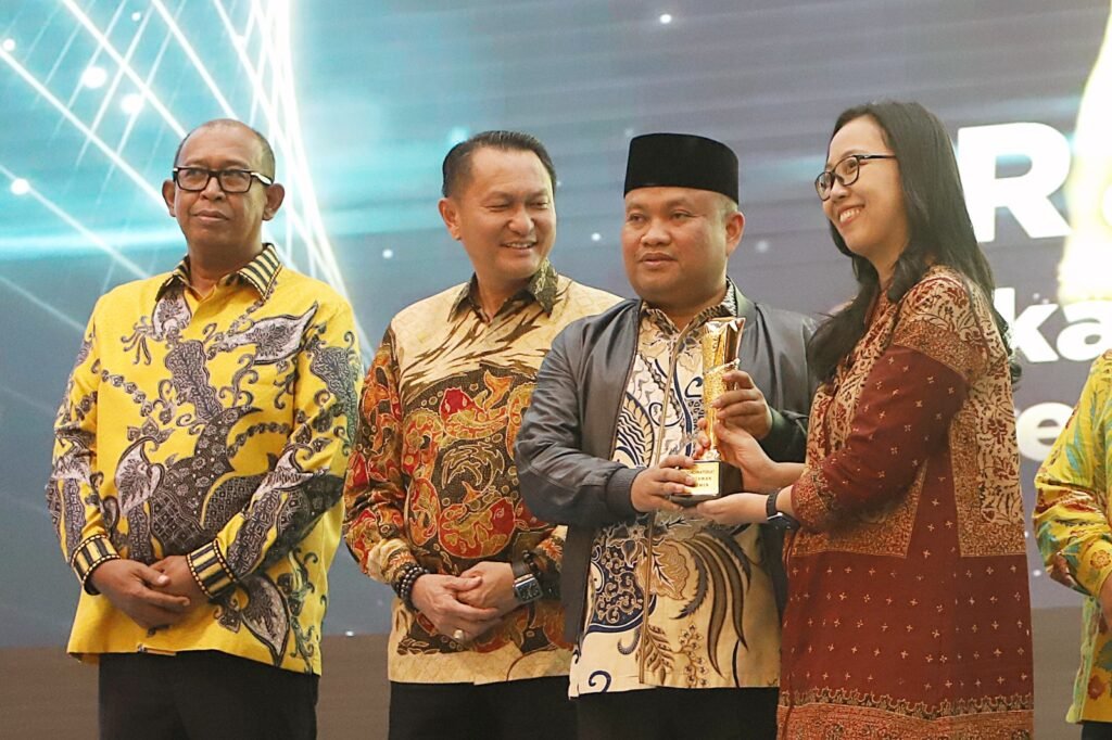 Sugiat Santoso Terpilih Sebagai Legislator Peduli HAM KWP Award 2026