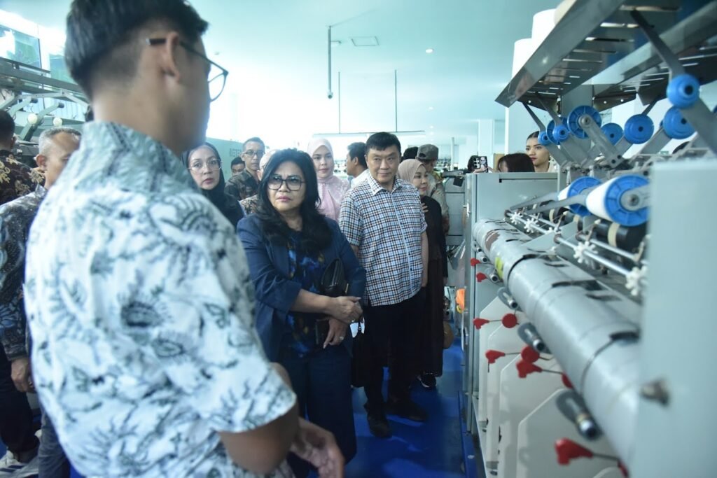 Rumitnya Perizinan dan Tingginya Biaya Energi Penghambat Daya Saing Industri Tekstil